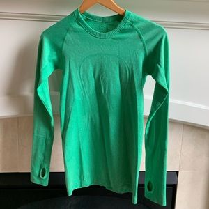 Lululemon swiftly long sleeve shirt. Size 4